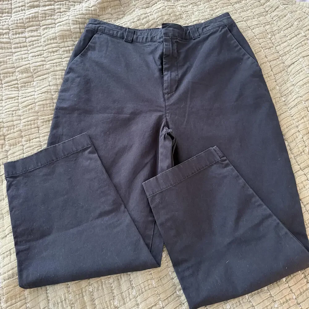 GAP Everyday Black Straight Crop Khaki‎ Womens SZ 8. Preppy Academia Nautical